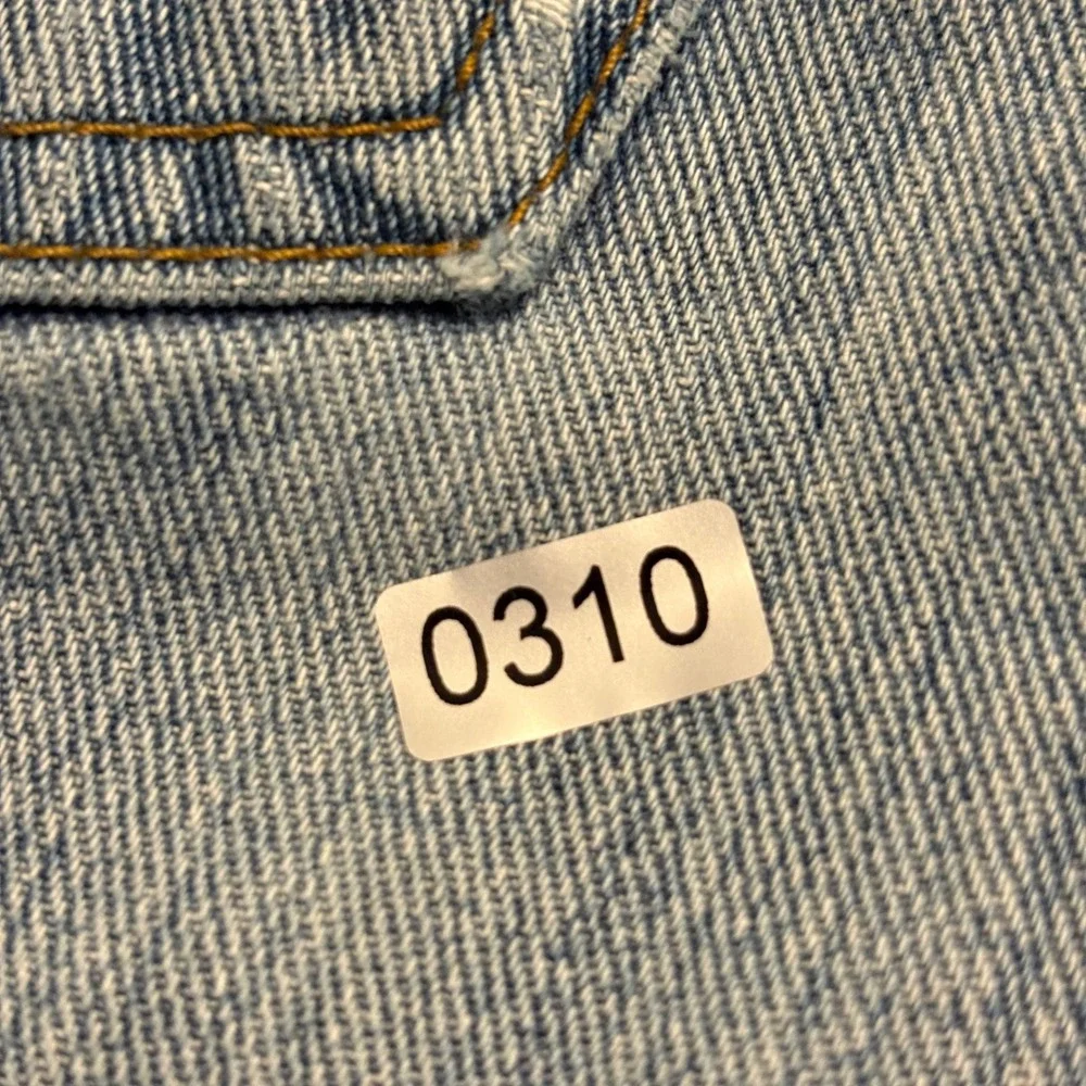 Levi's 559 Relaxed Straight Jeans Mens 34x30 Light Wash Blue Denim 100% Cotton